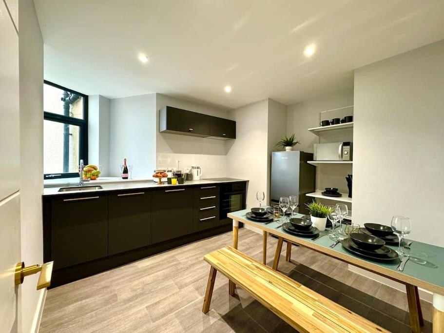 Massive 3 Bedroom - Ground Floor - Near The Beach! Bournemouth Exterior photo
